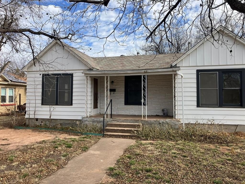 1125 Marshall Street