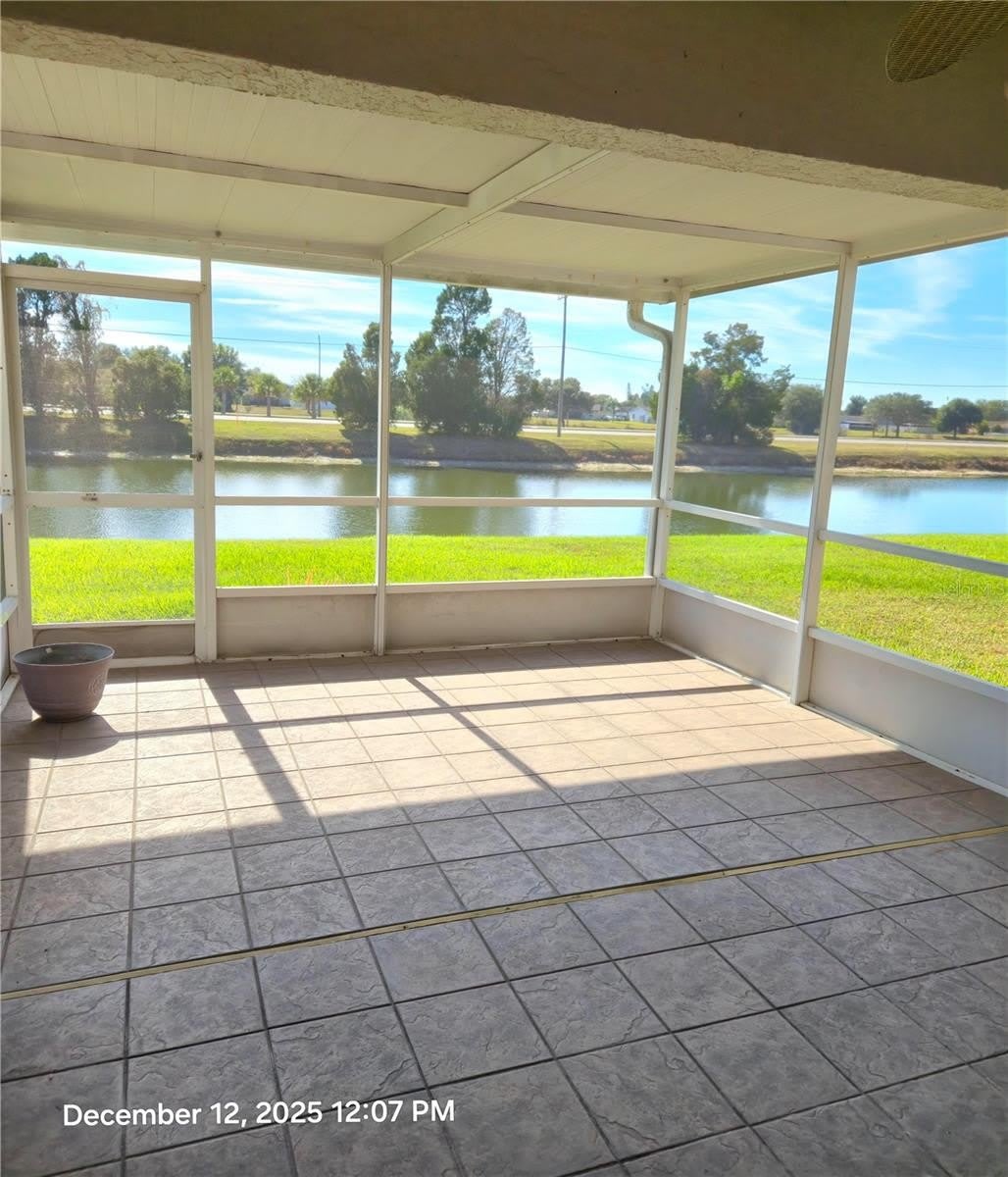 651 KENSINGTON LAKE CIRCLE