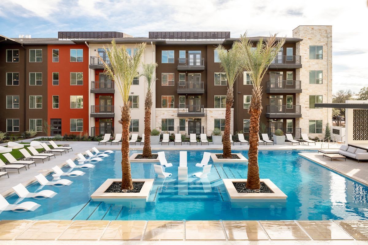 Latitude At Presidio