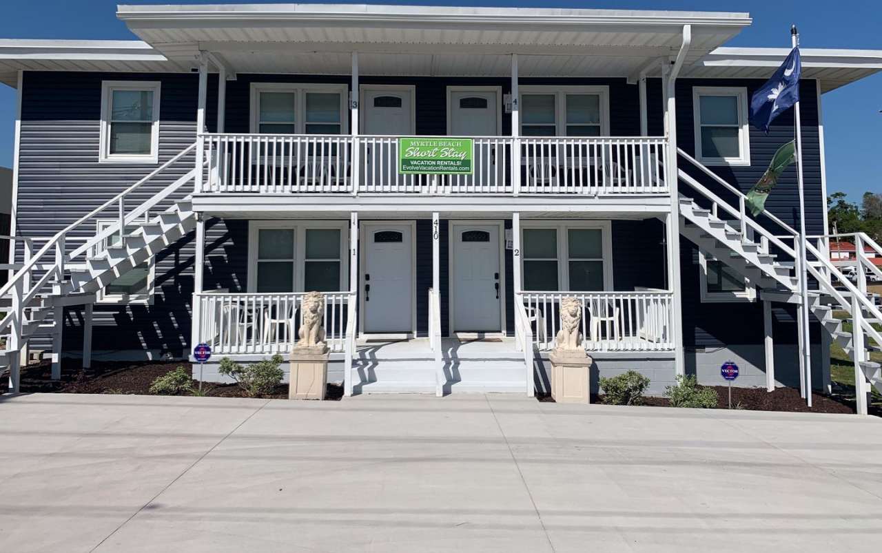 ONE MONTH FREE with eighteen-month lease.Walk to the Beach! Two Bedroom Condo! Available Now!