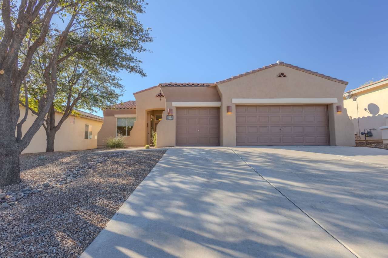 50 East Camino Rancho Cielo