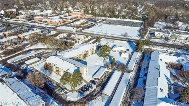 31993 W 12 Mile Road