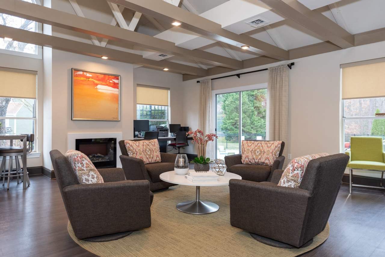 Hanover Crossing Apartments