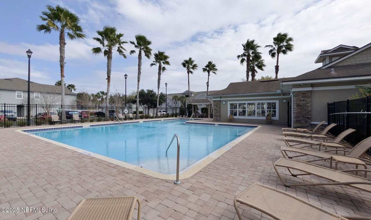 7051 DEER LODGE Circle