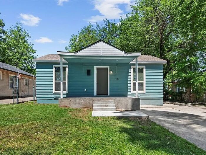 3207 Northwest 14th Street