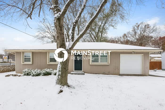 100 Woodland Road