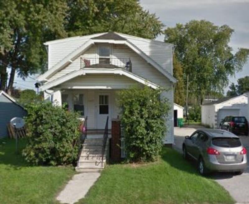 1635 Smith Street - 2