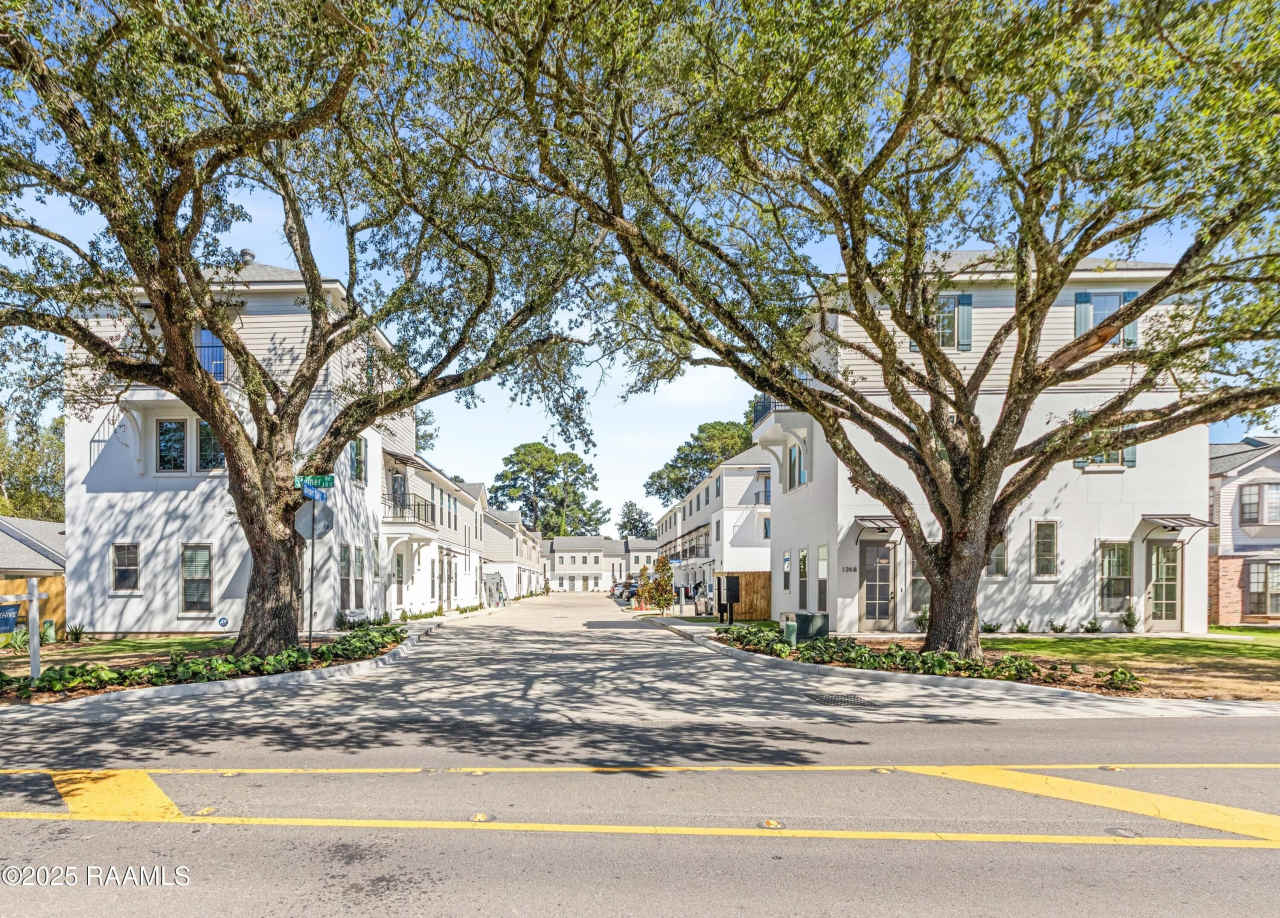 213 Steiner Oaks Road