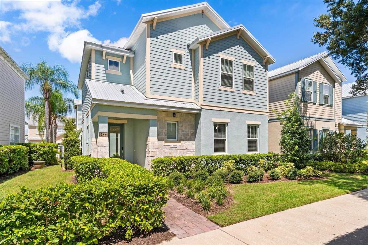 1432 REUNION BOULEVARD