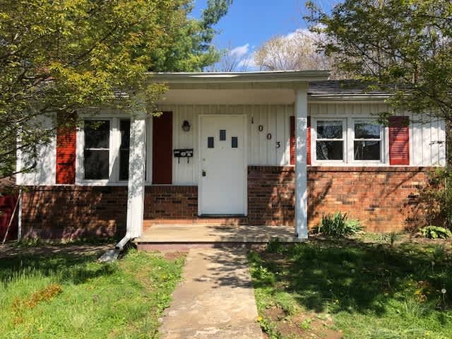 1003 Henry Street