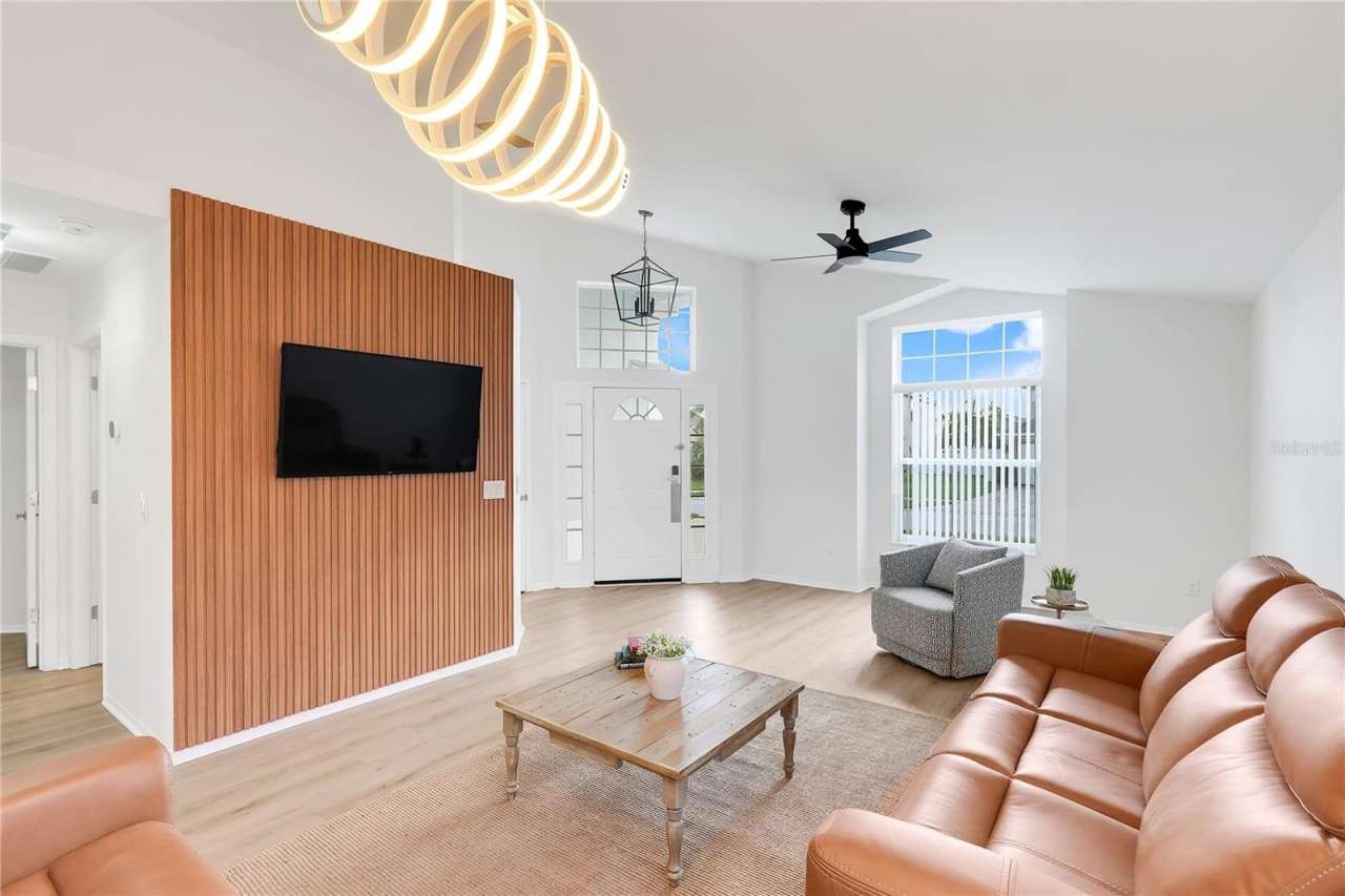 203 LAKE DAVENPORT ESTATES DRIVE