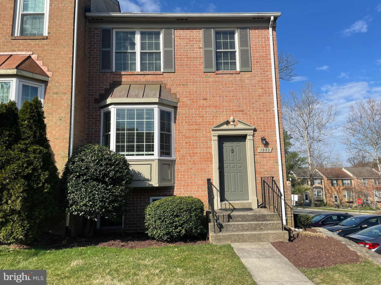 1922 BRIGHTLEAF COURT