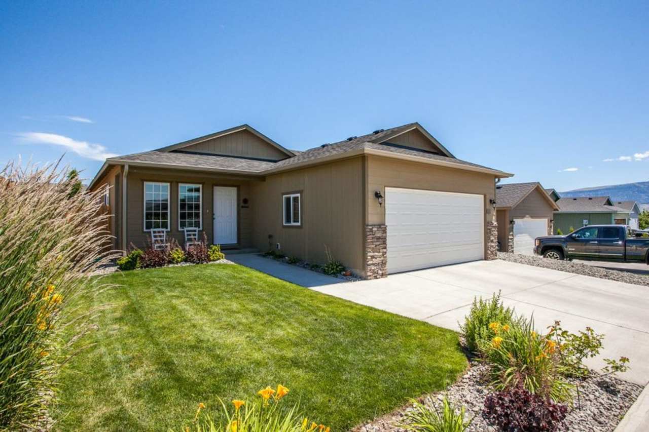 Beautiful 3 bed/2 bath rambler!