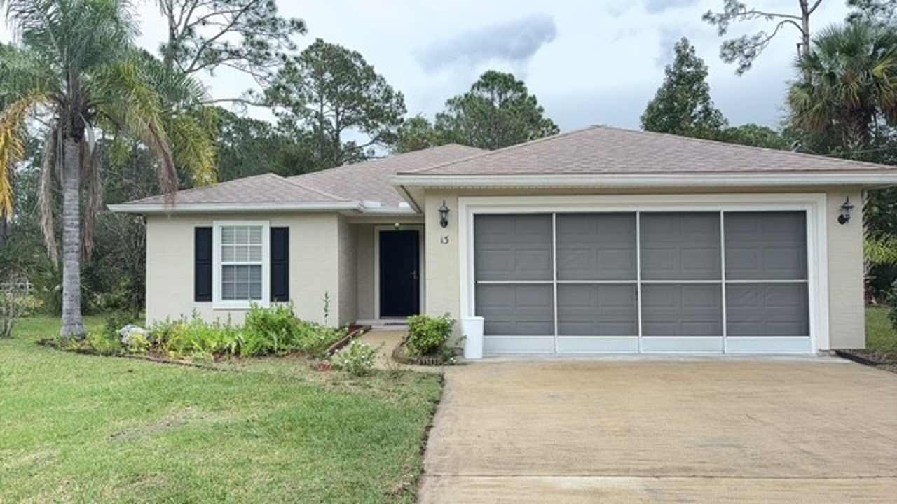 Charming 3 Bedroom, 2 Bath home in Seminole Woods