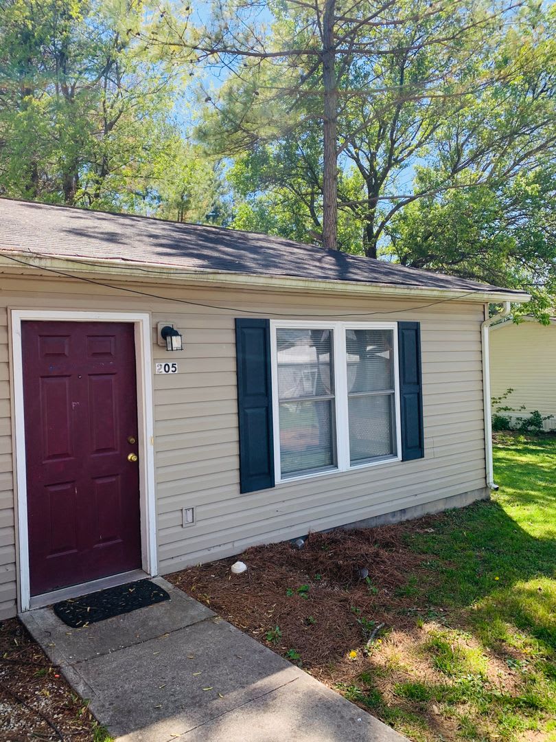 2 Bedroom 1 Bath Townhouse