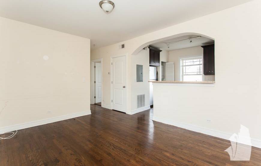 3814 N Sheffield Ave