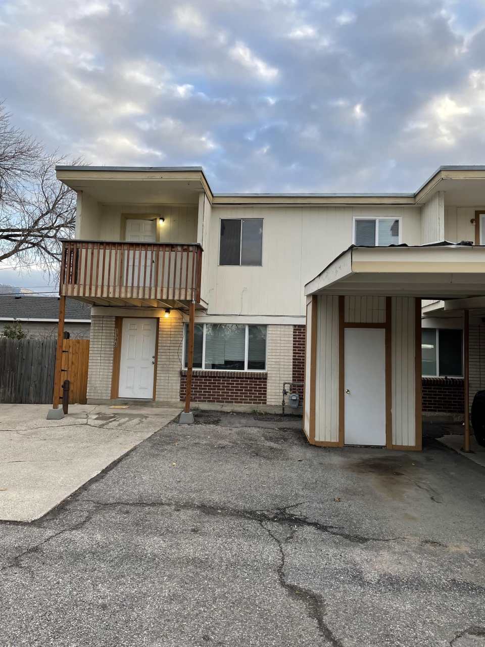 1342-1348 E Sudbury Ave - 8