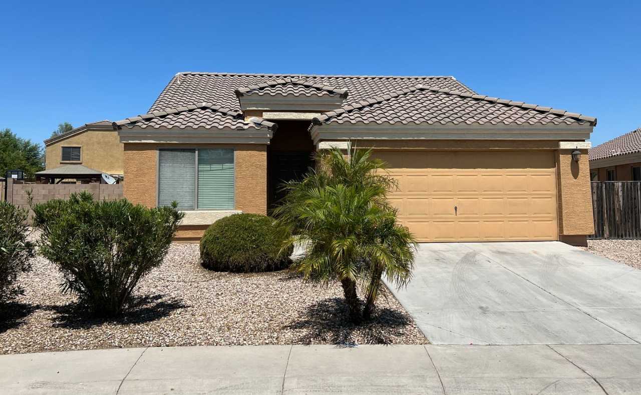 New Listing in Buckeye