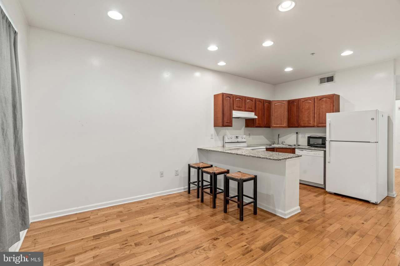 5645 E WISTER STREET