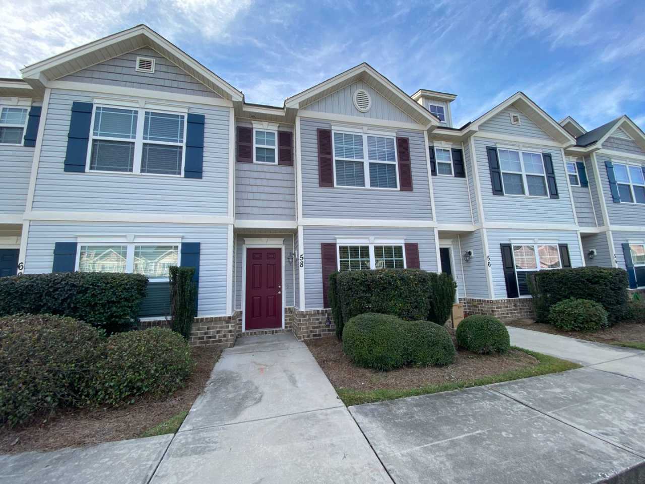 2 bedroom 2.5 bath townhome in Springlakes