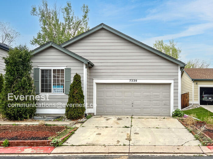 7220 Leeside View