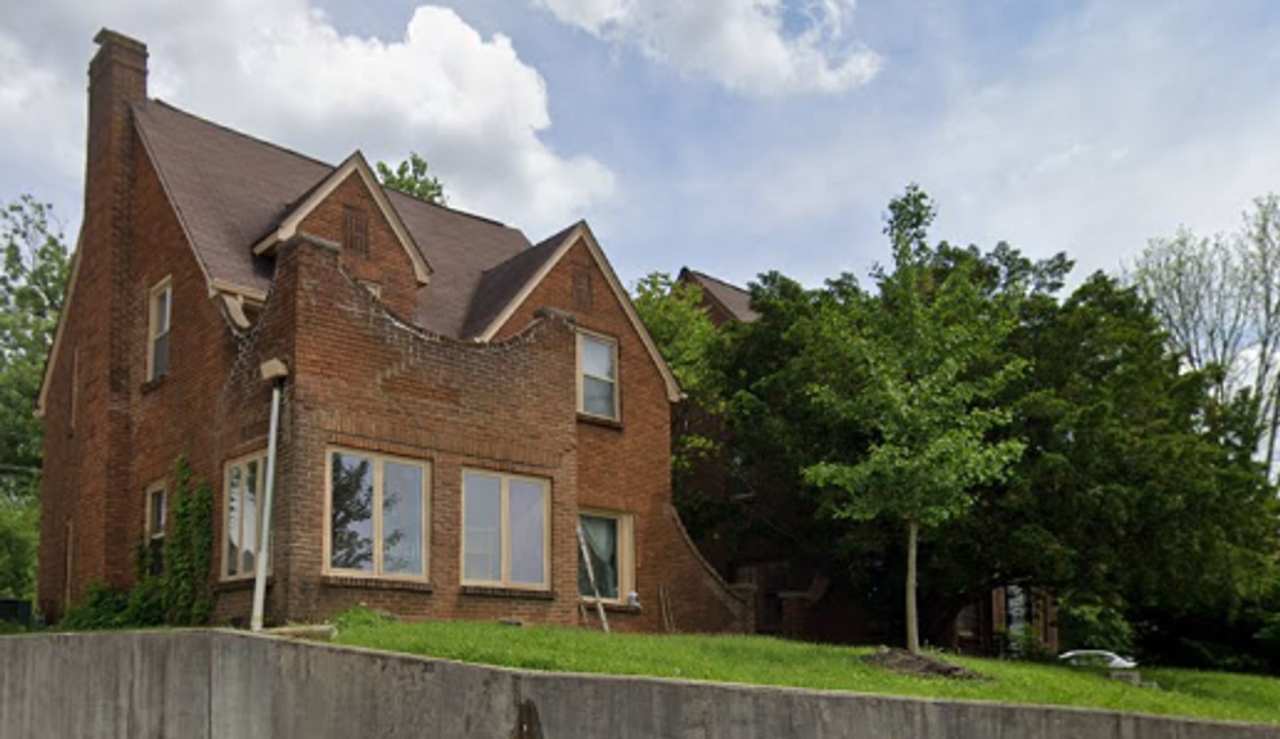 3 bedroom, 1 bathroom single family home!