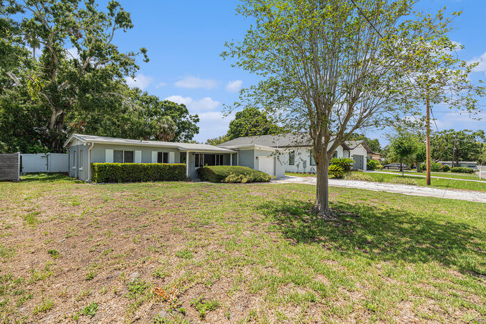 4307 South Thatcher Avenue