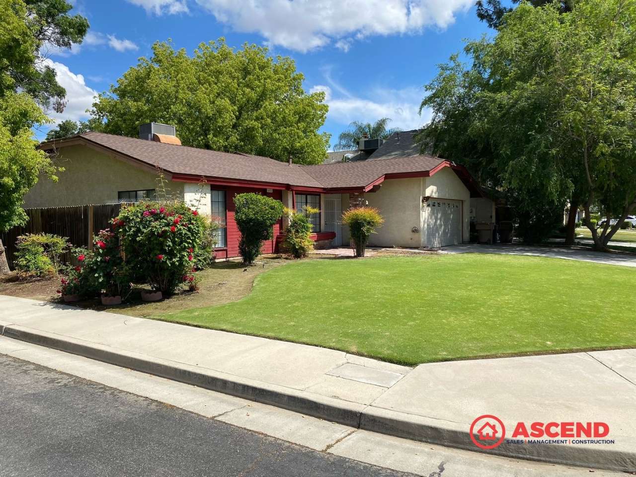 Beautiful 3 Bedroom Home Located in the Southwest!