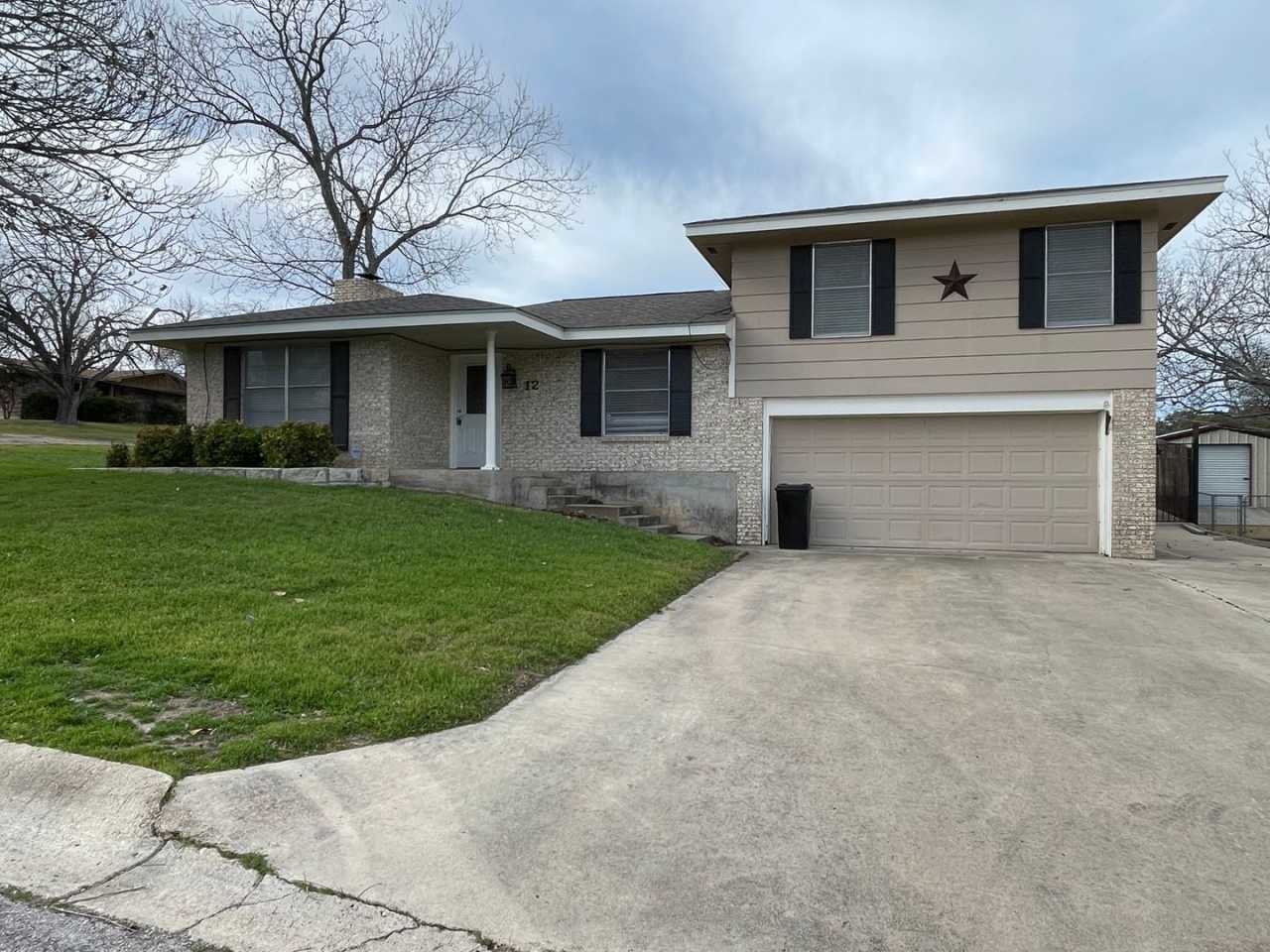 Split level home in West Lampasas