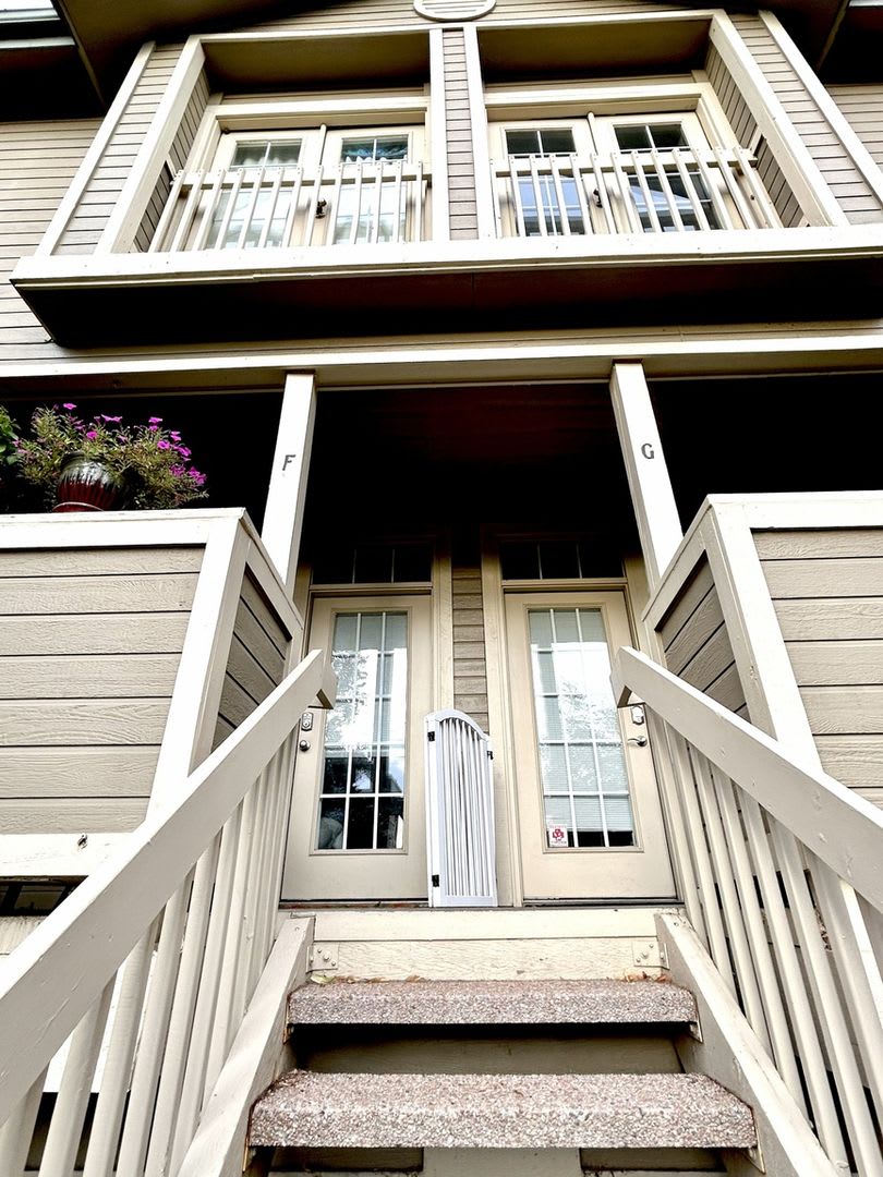 Charming 2BR Townhome in Littleton