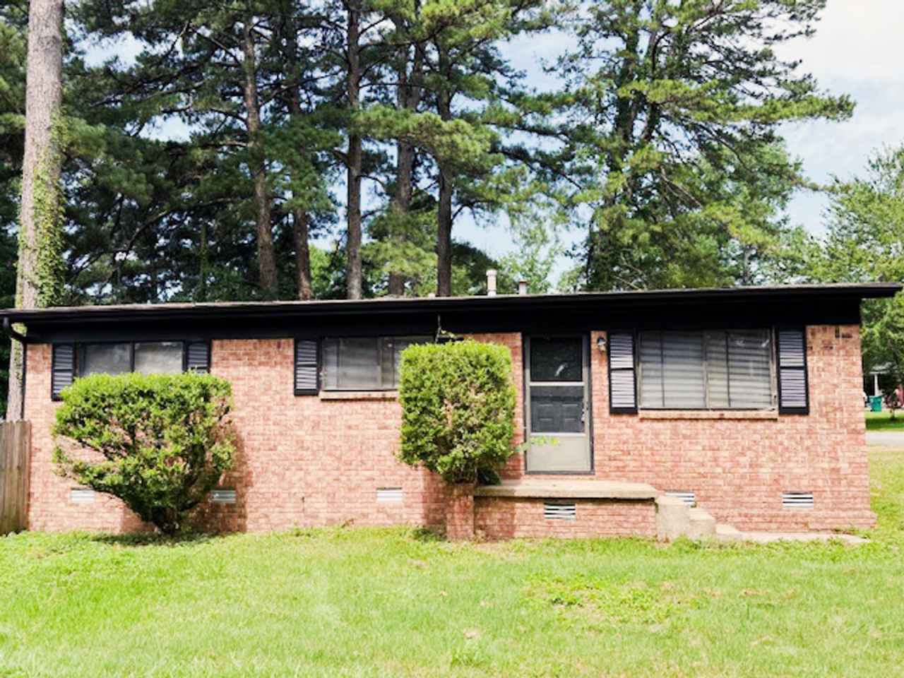 Home for Rent in Benton