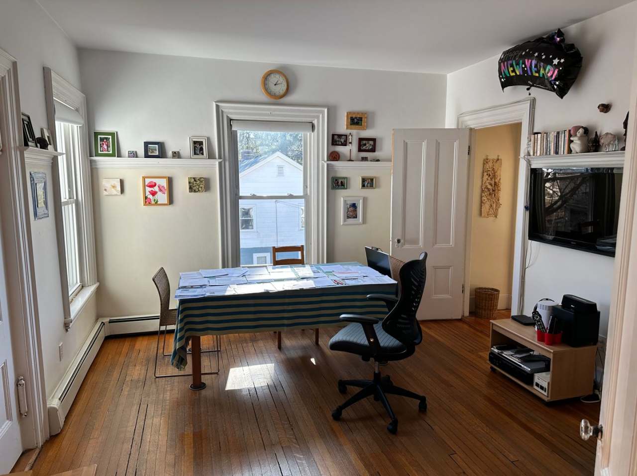 HOT NEWTON LISTING!!!