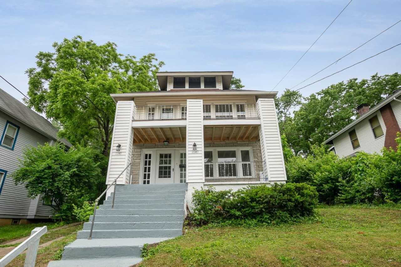 Norwood - Freshly updated 2 bed, upstairs of a 2 family.