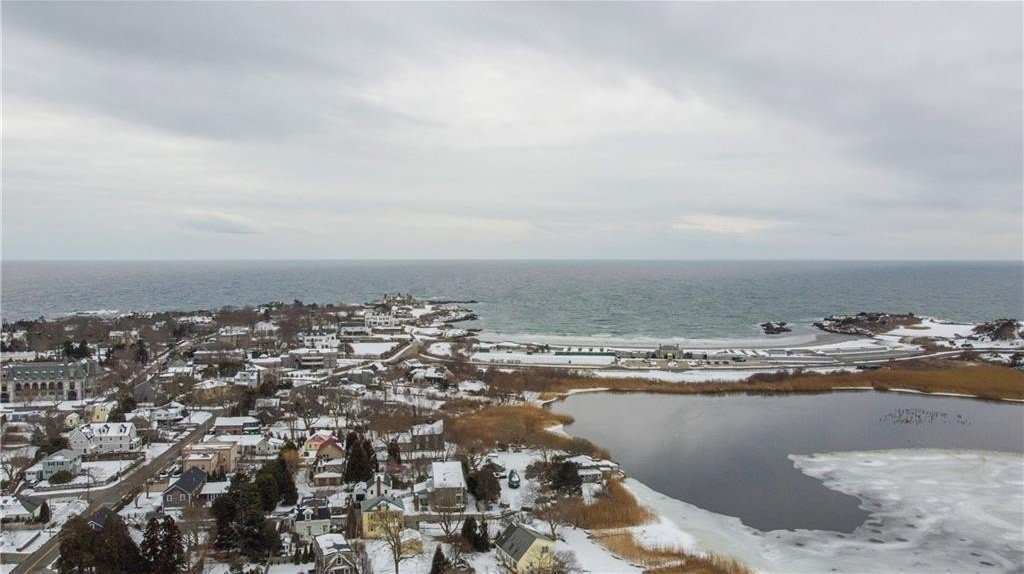 167 Coggeshall Avenue