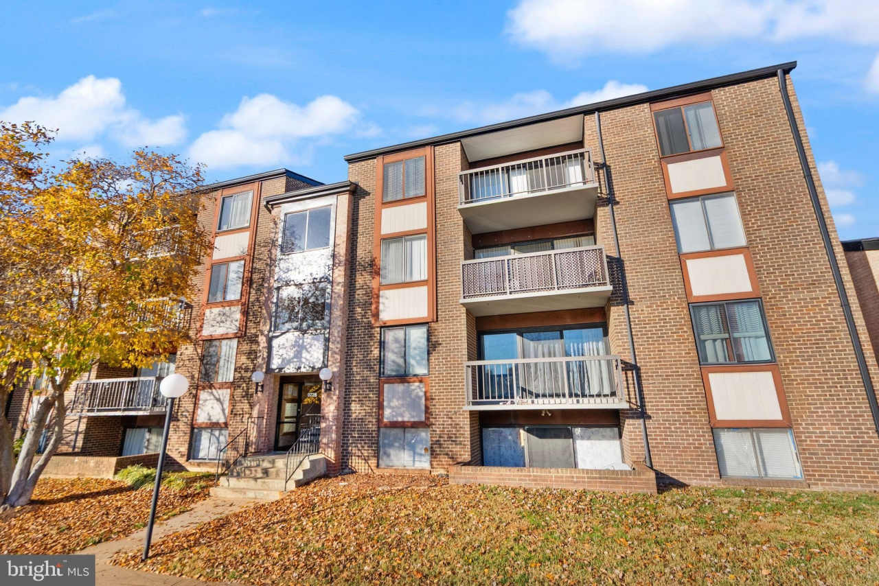 9728 KINGSBRIDGE Drive unit: 302