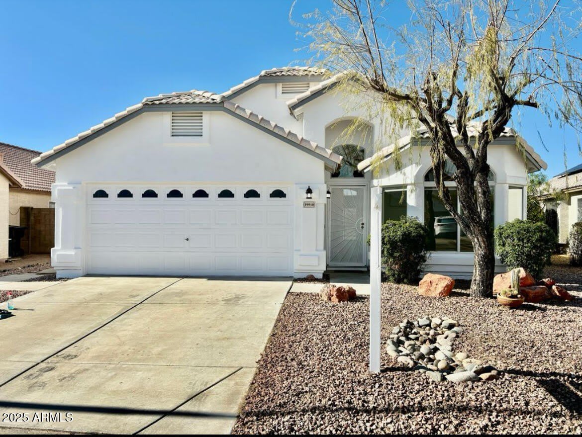 19910 N COYOTE LAKES Parkway