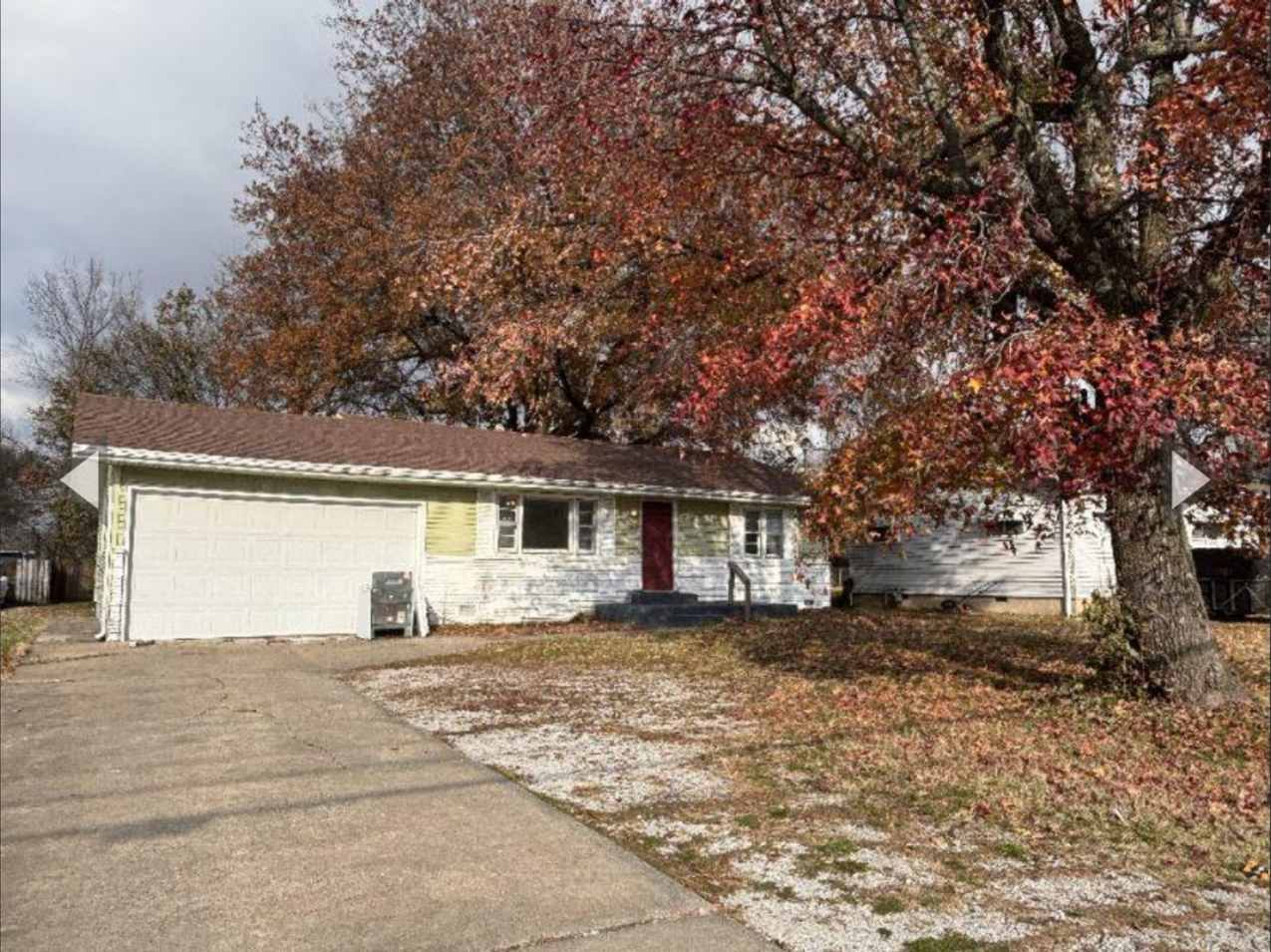 Great East side location 2 bedroom 1 bath