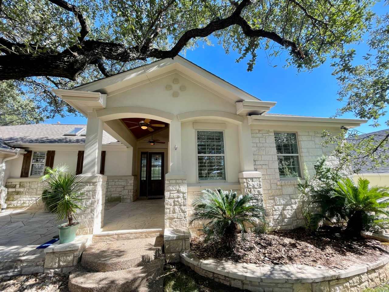 Charming Lago Vista Home in Highland Lake Estates
