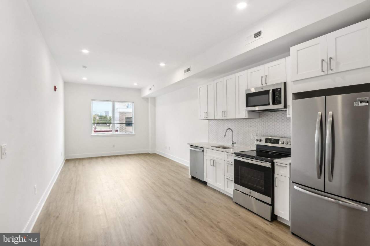 1622 Point Breeze Avenue