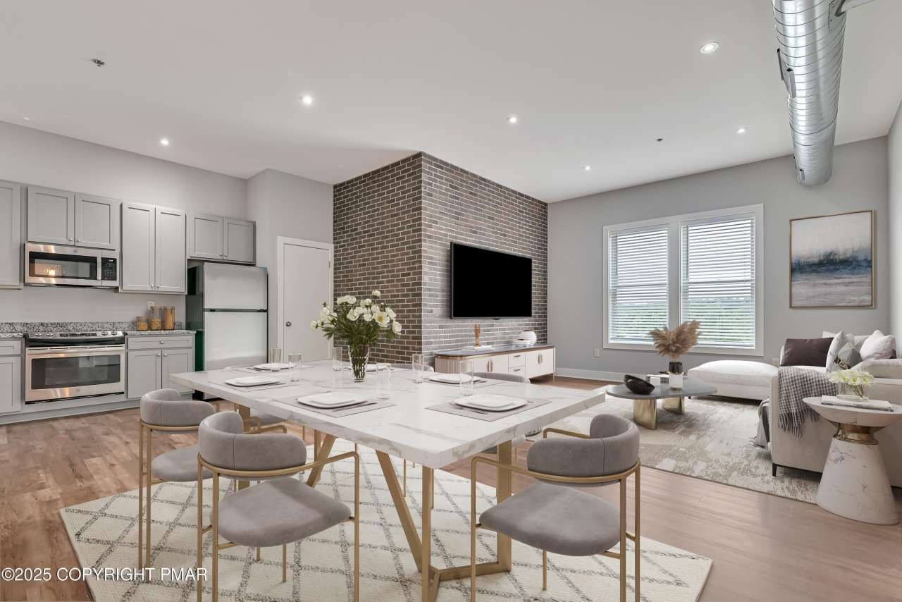 55 N Courtland Street unit: 204