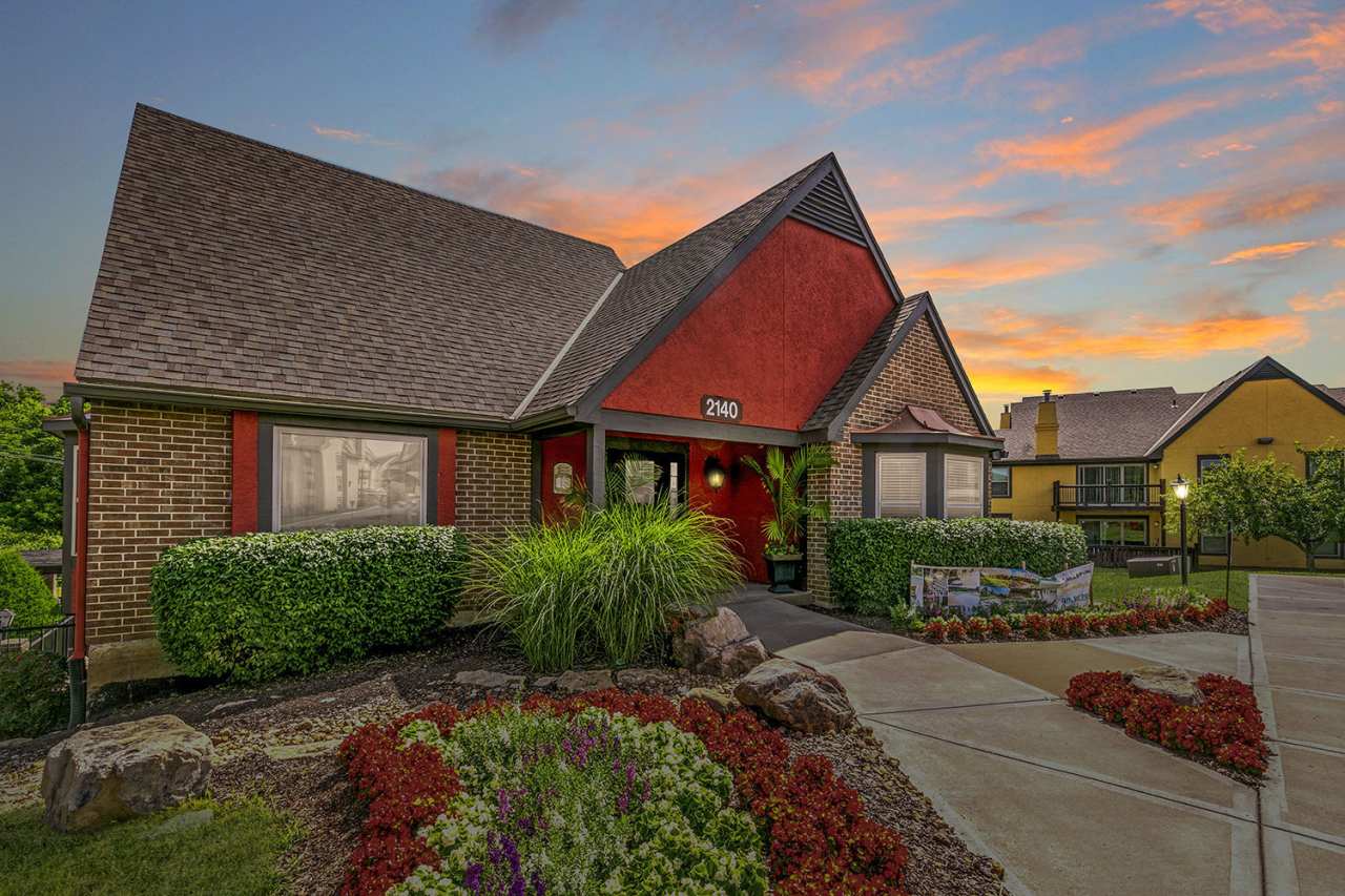 Leawood At State Line