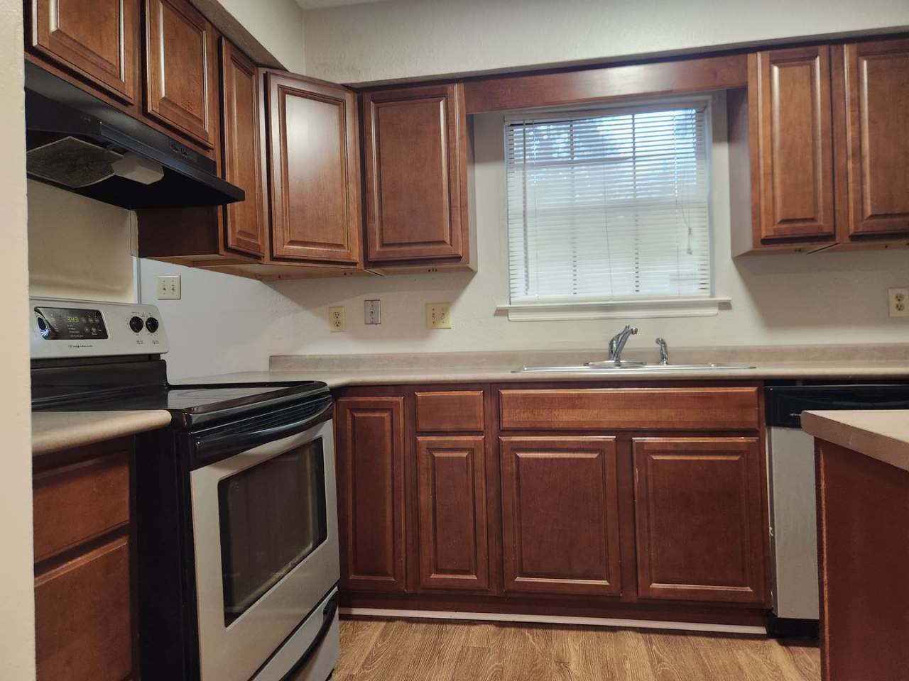 **Available January 1st** 3 Bedroom, 2.5 Bath Town Home