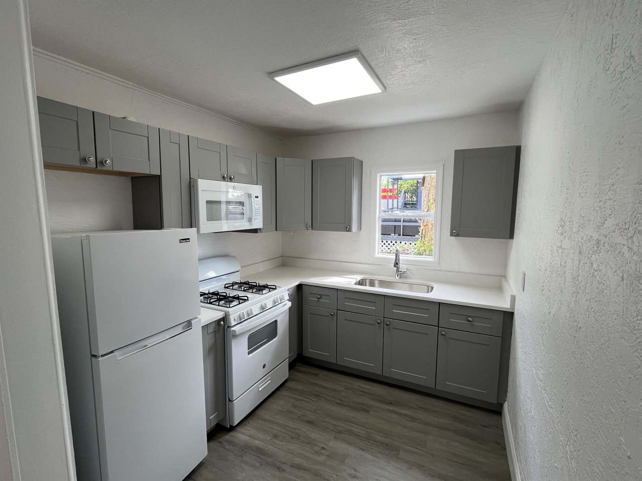 615 Dora Street - AUnit A