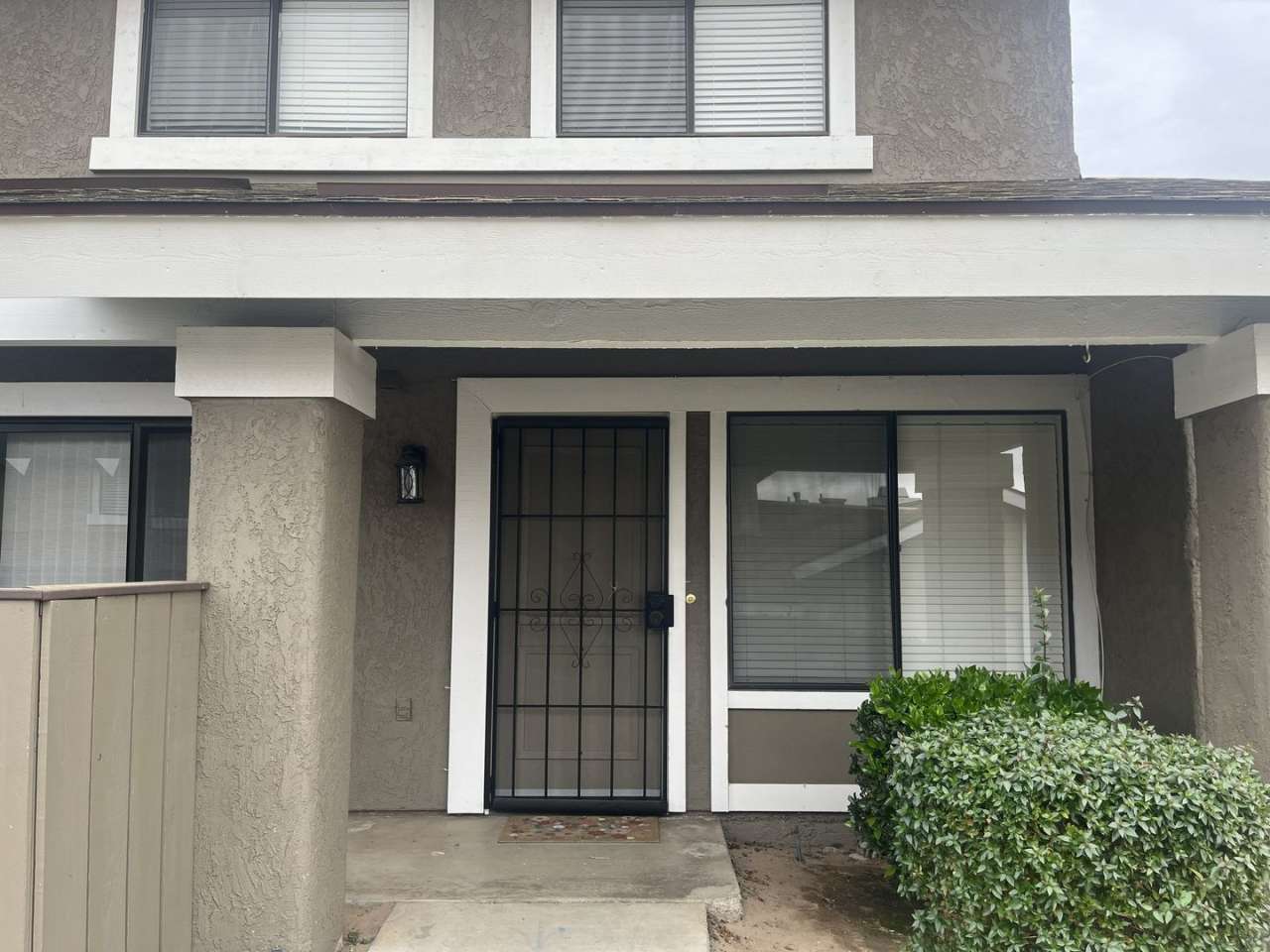 Available Now! 2-Bedroom, 1.5 Bath Condo with Attached Garage