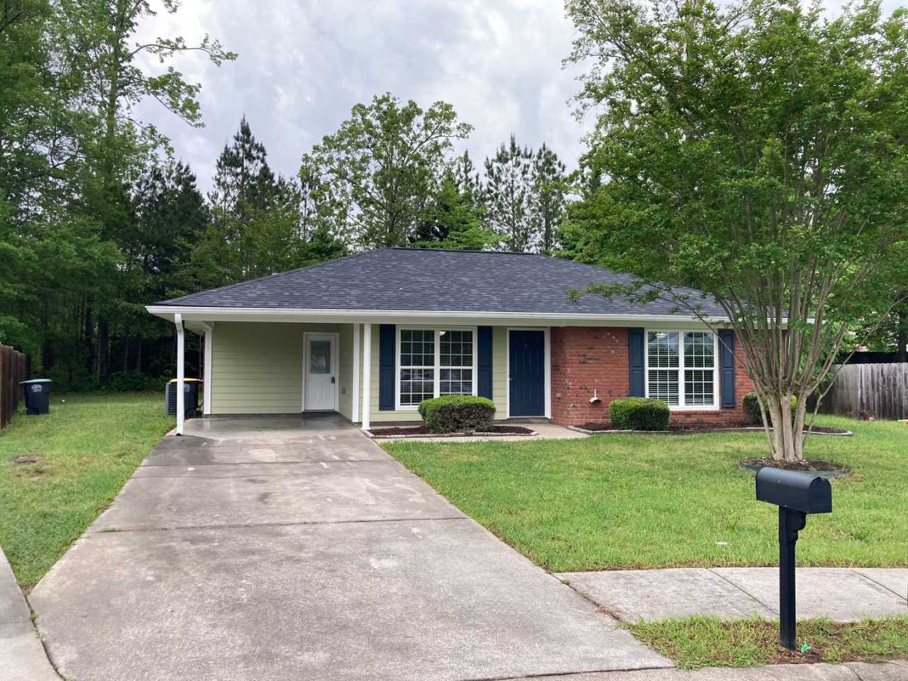 Brick 3/2 House in Garden Lakes- $1,595