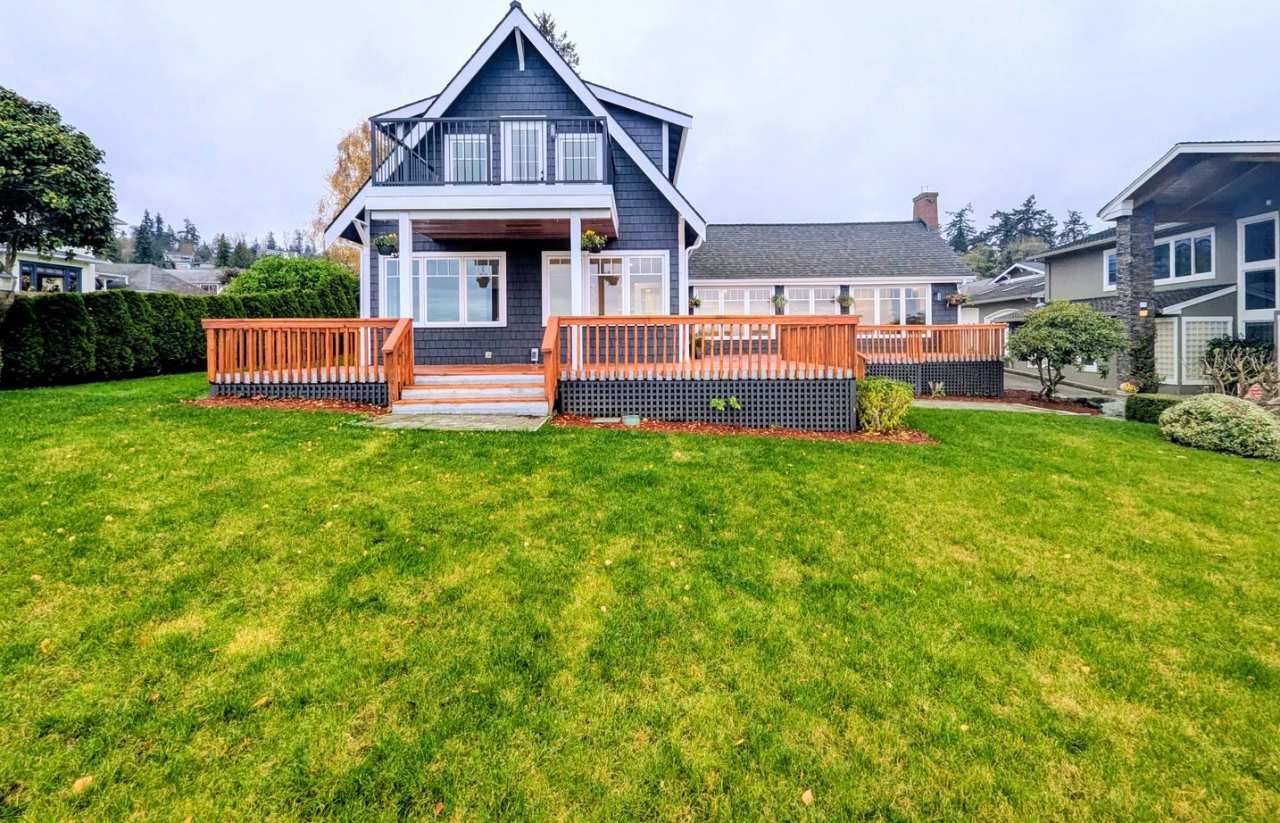 4Bd/2.75Ba Mukilteo House