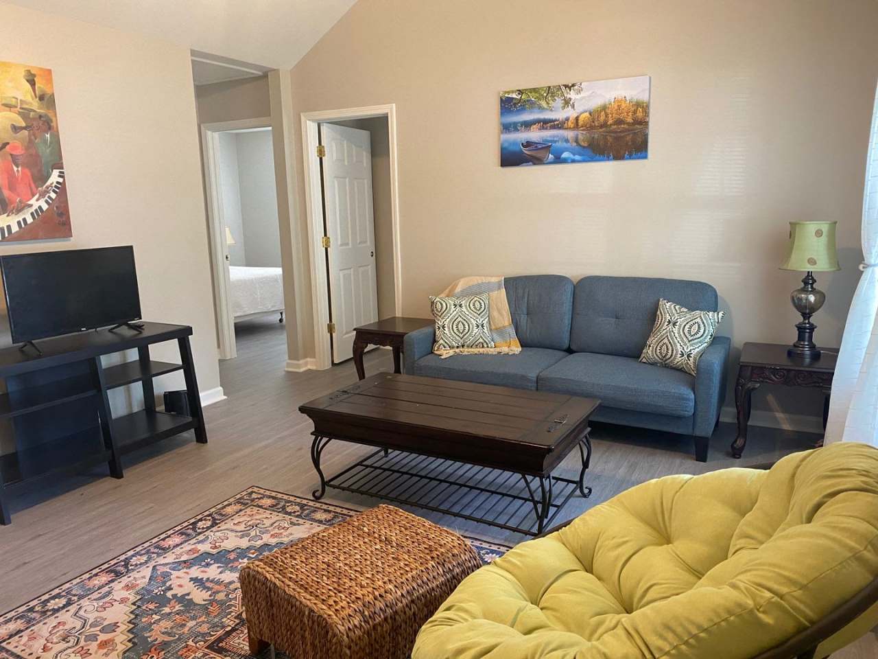 Room for Rent in 3 Bedroom Home at Rucker Cliff Dr