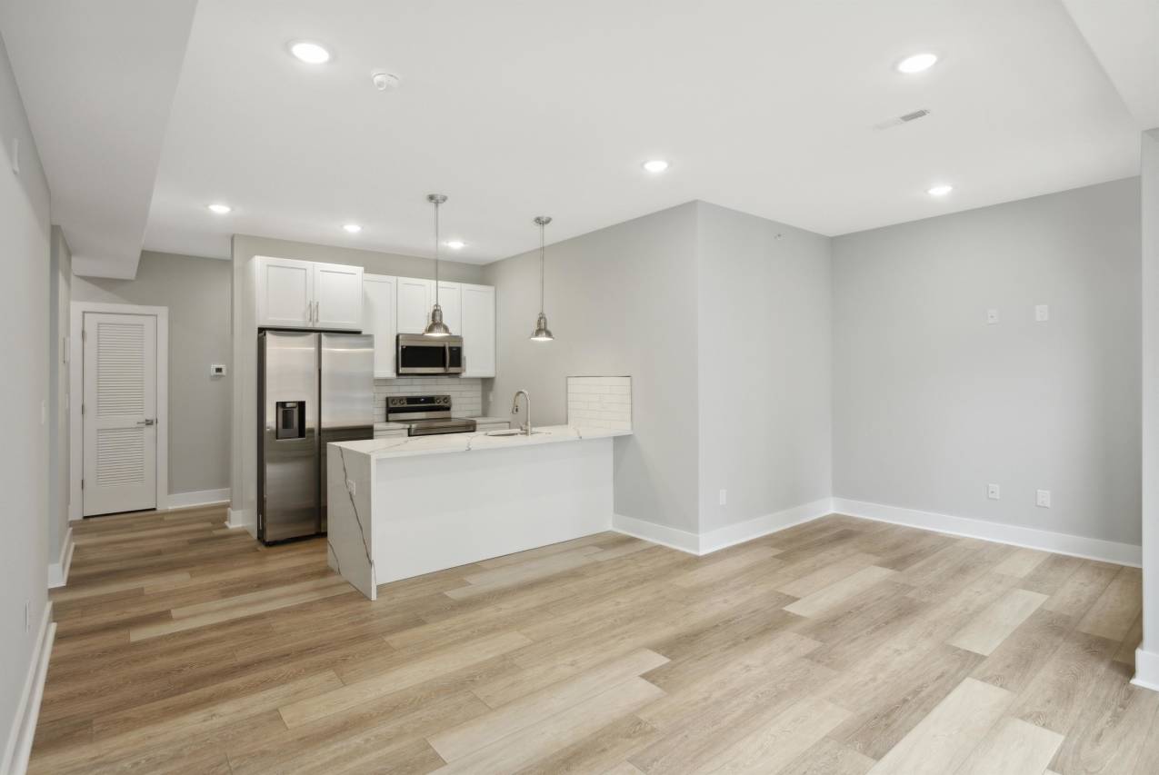 2125 East Norris Street - 4