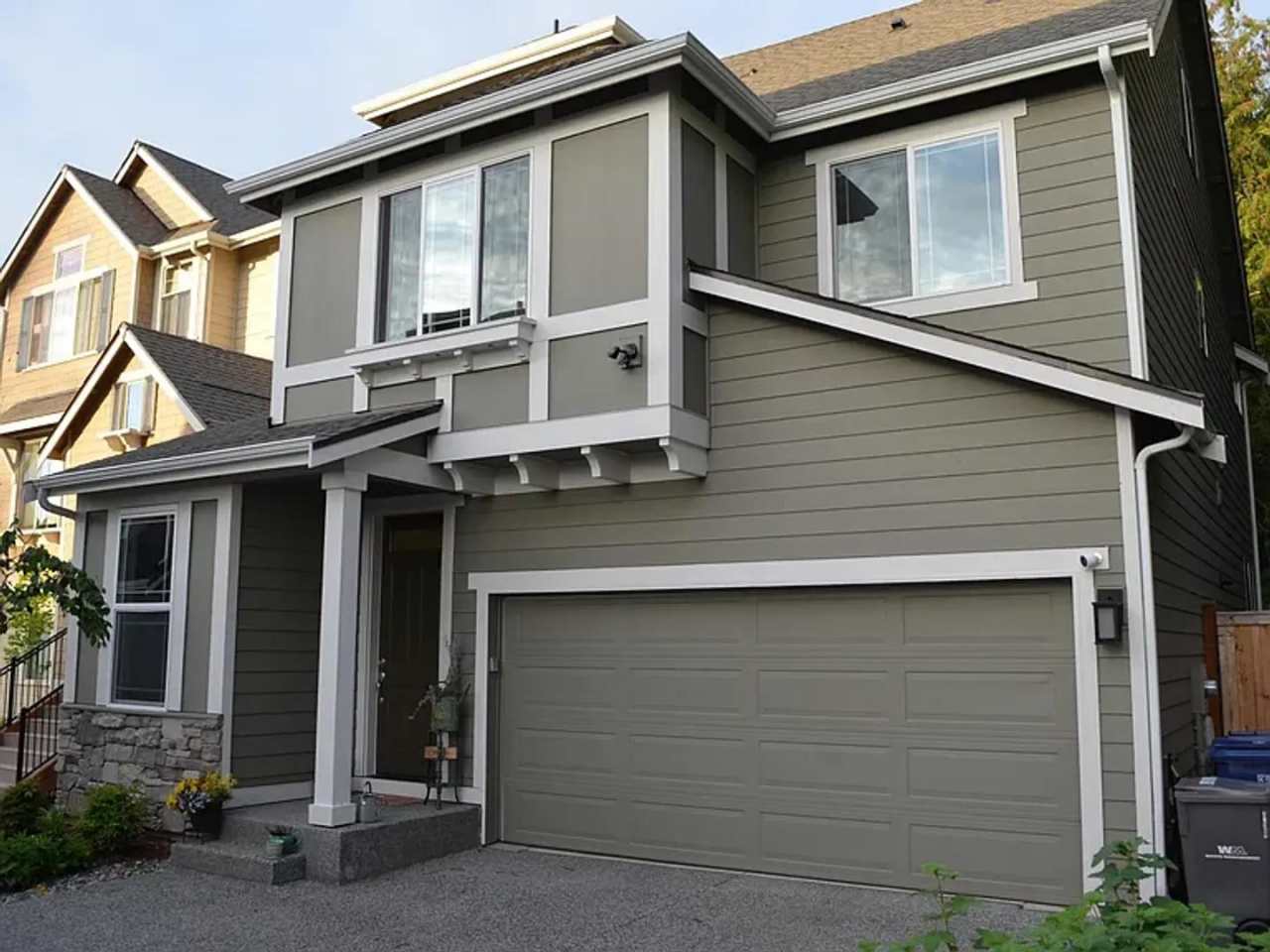 Modern 4 Bed, 3.5 Bath Lynnwood Home – Prime Location, Stylish Finishes