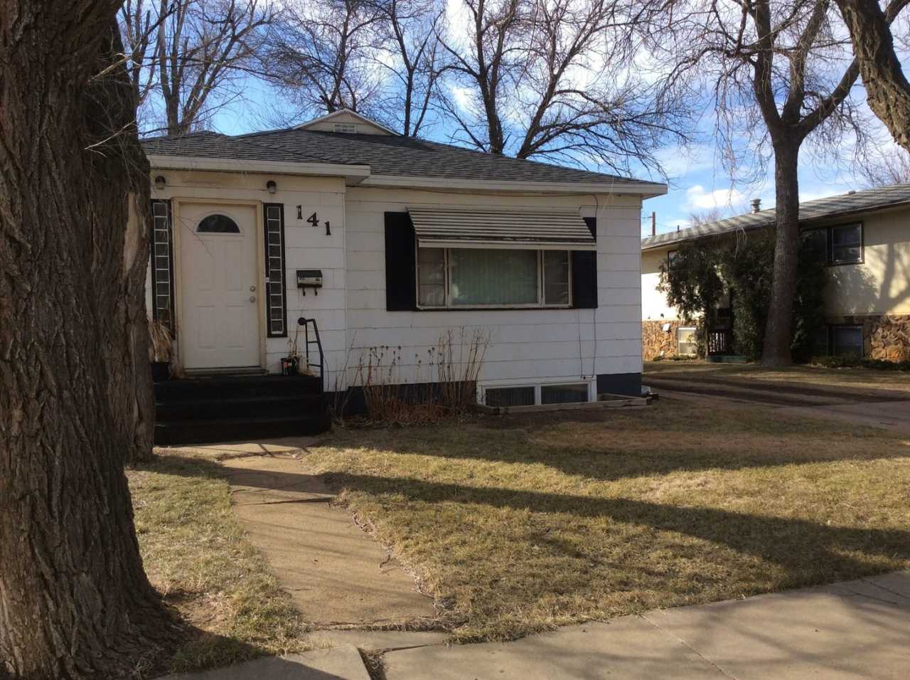 3 bedroom, 2 bath Single Family house